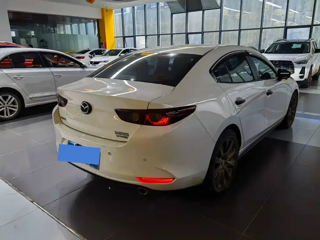 Mazda 3 Axela 2024 из CN, фото 8