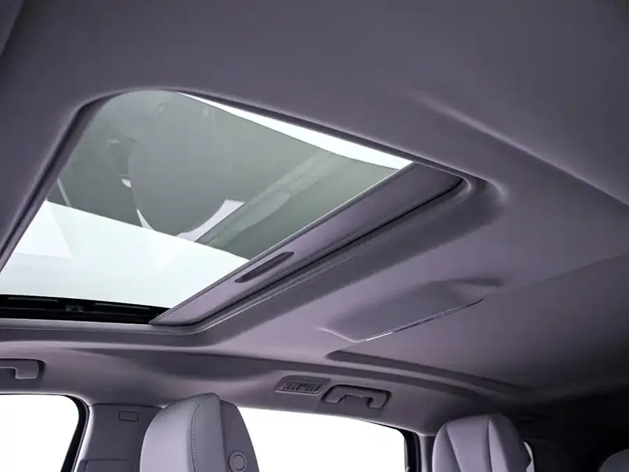 Buick GL8 2025 из CN, фото 10