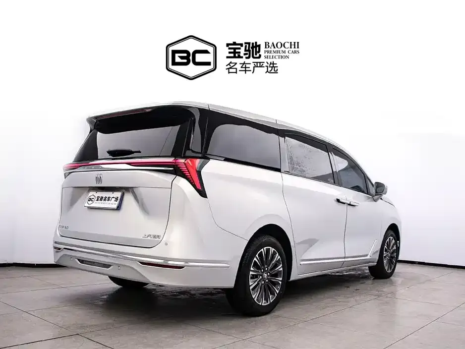 Buick GL8 2025 из CN, фото 3