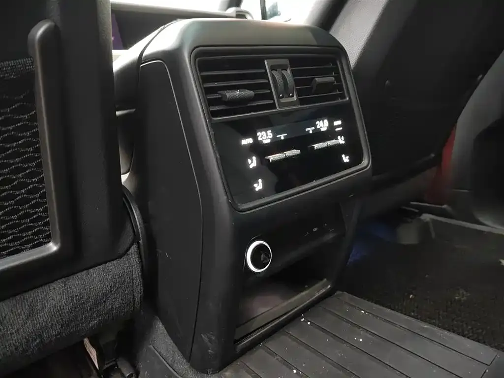 Porsche Cayenne 2023 из CN, фото 7