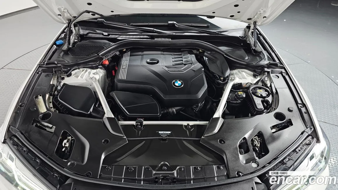 BMW 5-Series 2022 из KR, фото 6