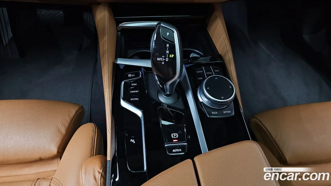 BMW 5-Series 2022 из KR, фото 9