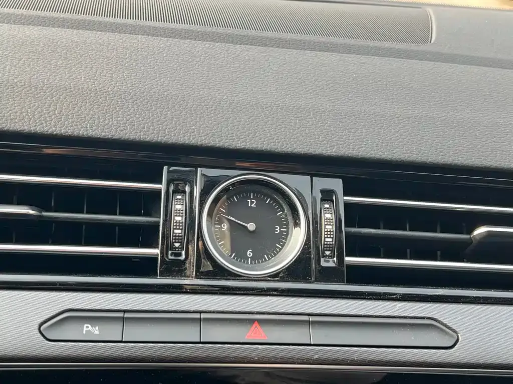 Volkswagen Magotan 2022 из CN, фото 10
