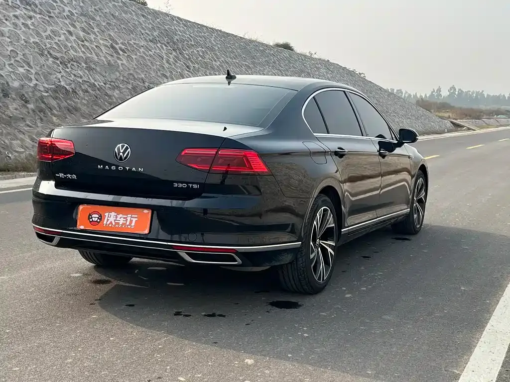 Volkswagen Magotan 2022 из CN, фото 4