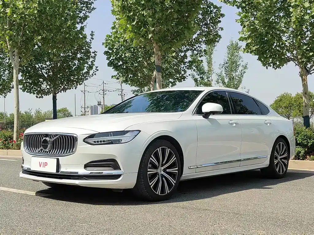 Volvo S90 2023 из CN, фото 1