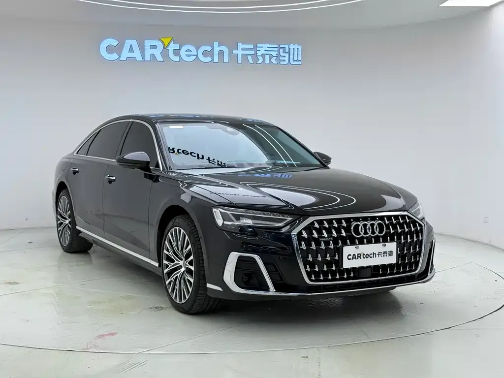Audi A8 2023 из CN, фото 3