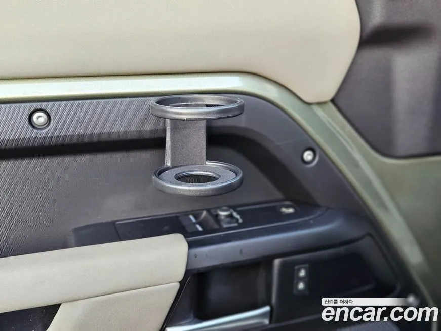 Land Rover Defender 2022 из KR, фото 7