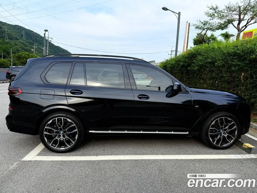 BMW X7 2025 из KR, фото 1
