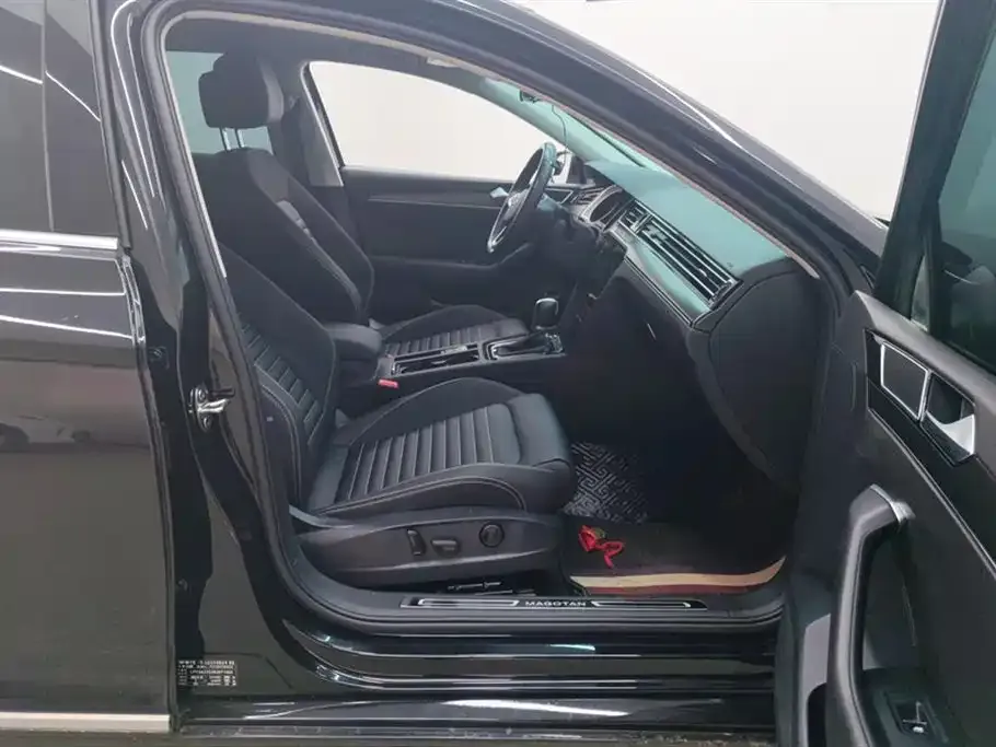 Volkswagen Magotan 2022 из CN, фото 8