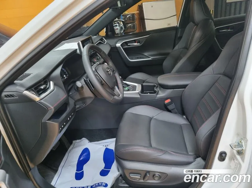 Toyota RAV4 2024 из KR, фото 8