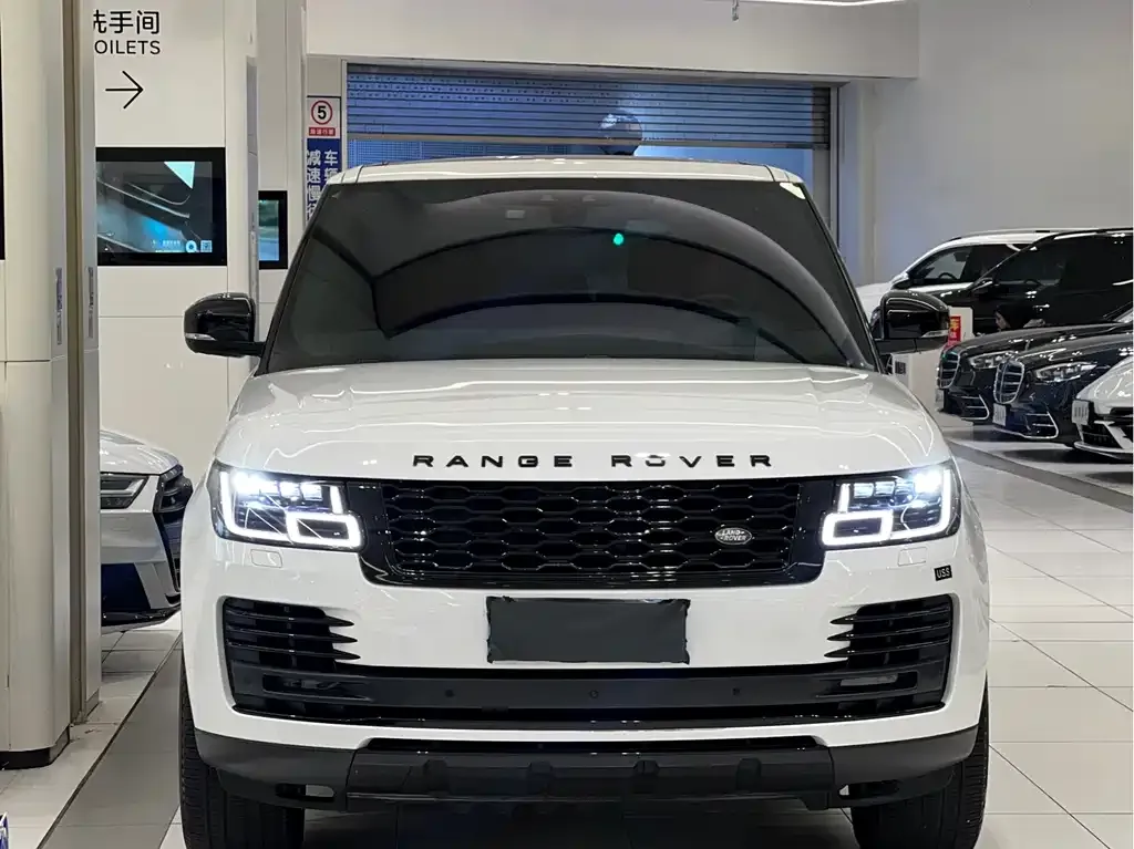 Land Rover Range Rover 2022 из CN, фото 2