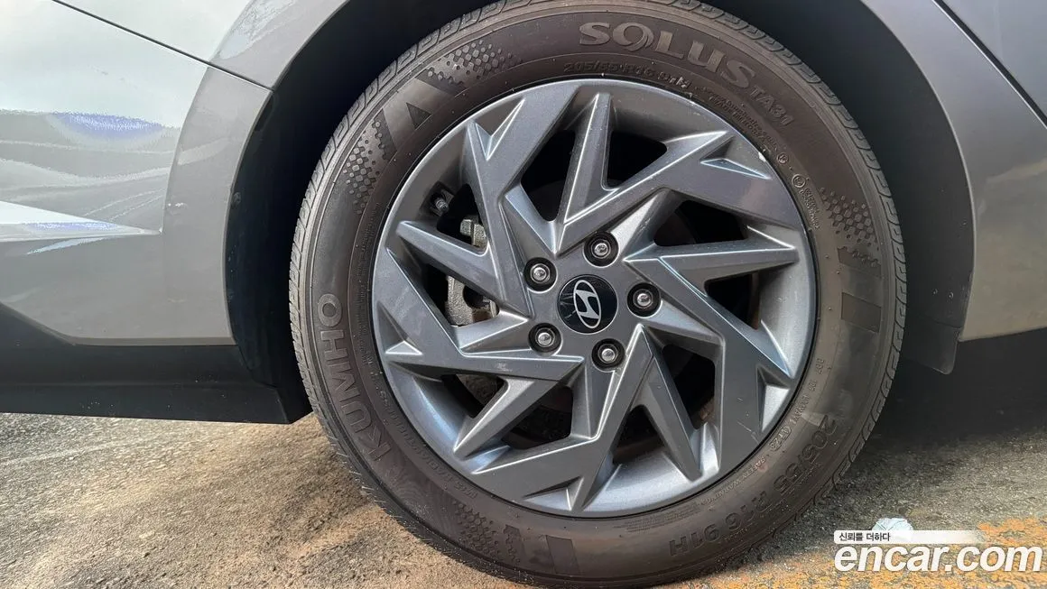 Hyundai AVANTE — фото 5