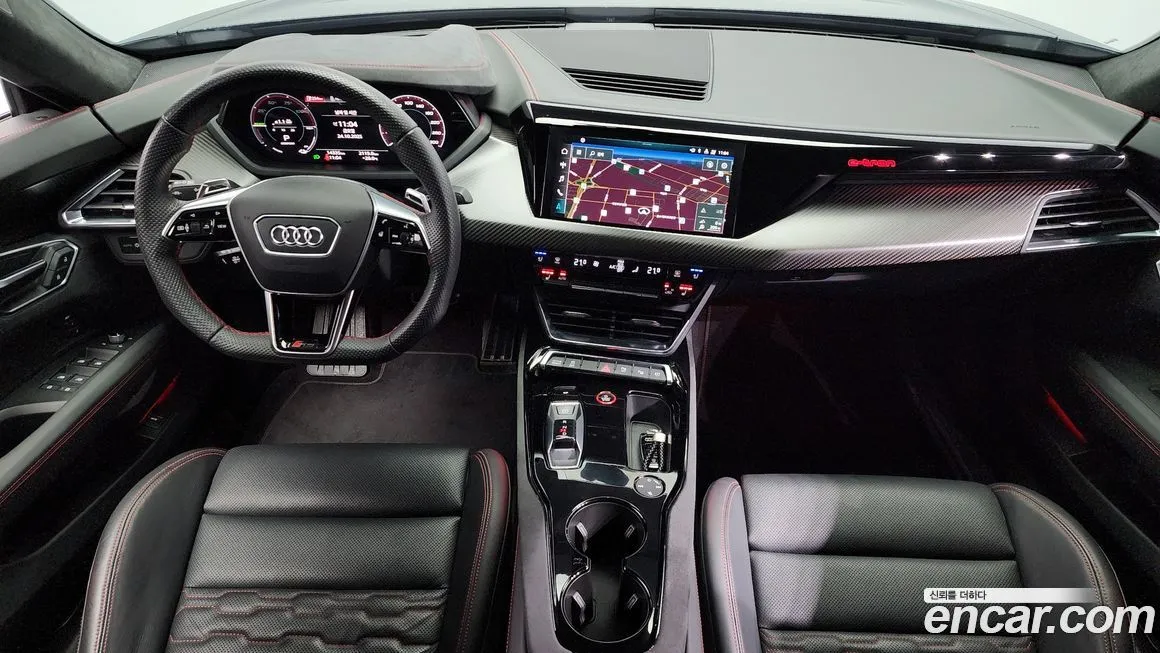 Audi RS e-tron GT 2022 из KR, фото 7
