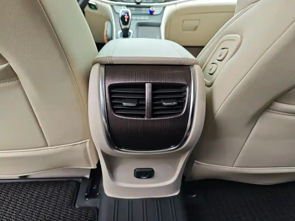 Buick LaCrosse 2021 из CN, фото 8