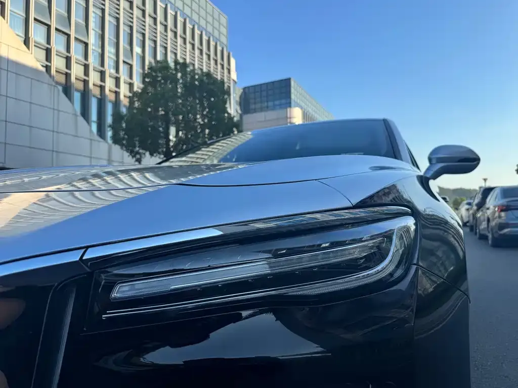 Hongqi H5 2024 из CN, фото 2