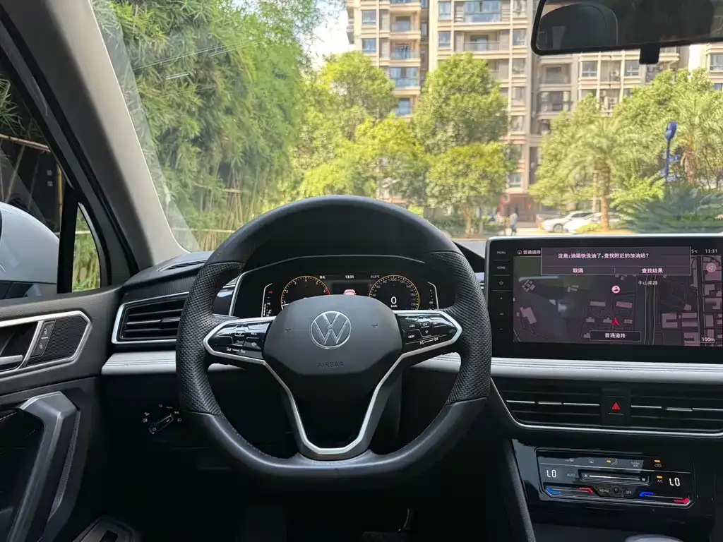 Volkswagen Tiguan L 2022 из CN, фото 8