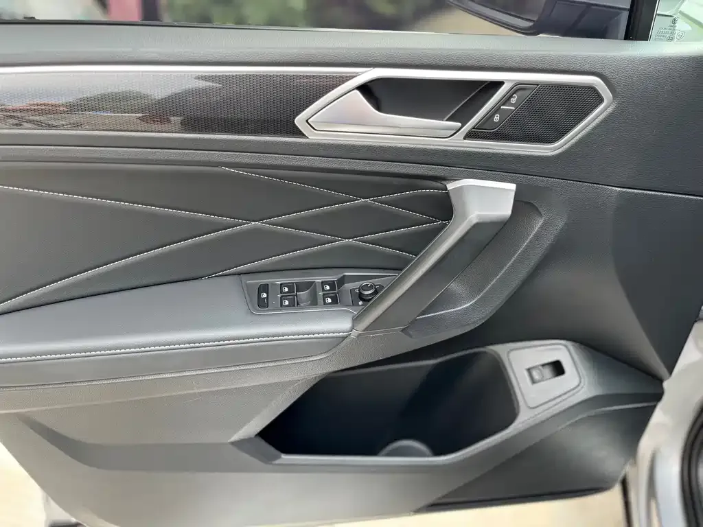 [object Object] Tiguan L 2023 из CN, фото 10