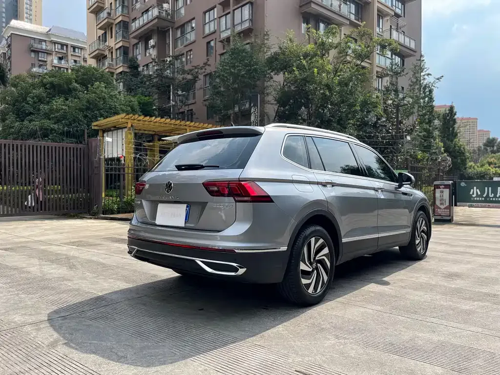 [object Object] Tiguan L 2023 из CN, фото 7
