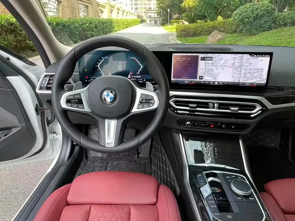 BMW 3 Series 2024 из CN, фото 9