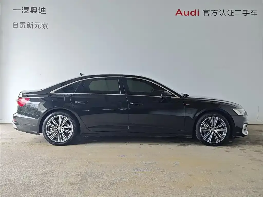 Audi A6L 2023 из CN, фото 2