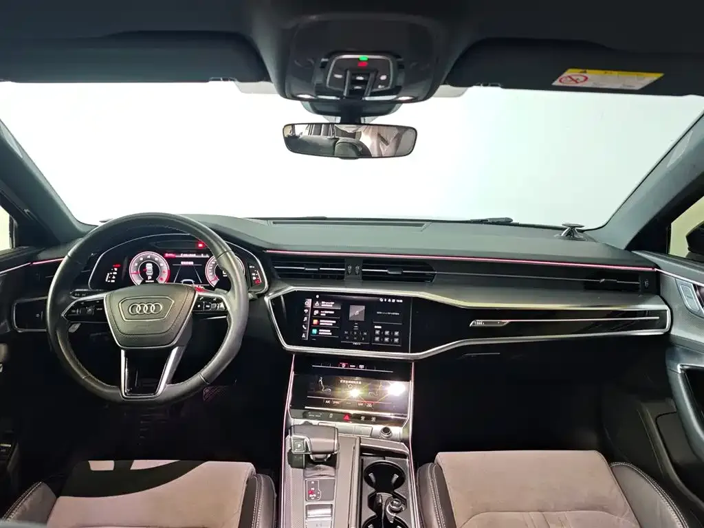 Audi A6L 2023 из CN, фото 4
