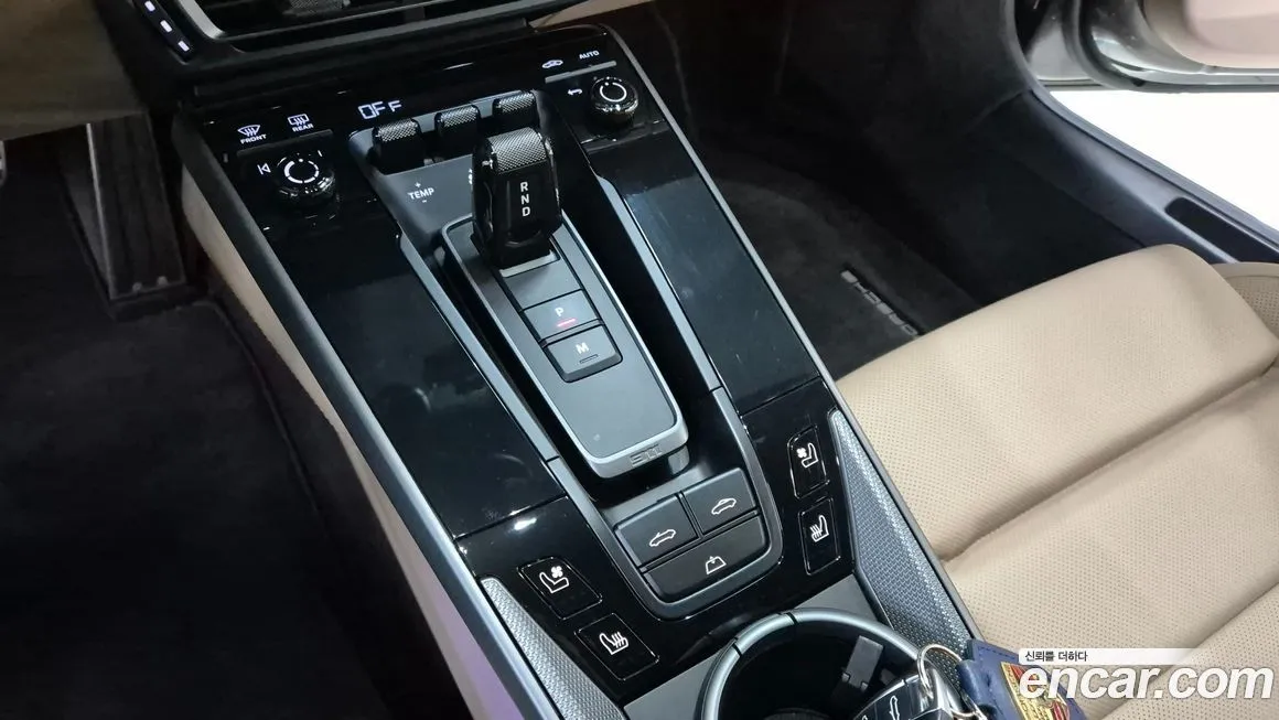 Porsche 911 2024 из KR, фото 8