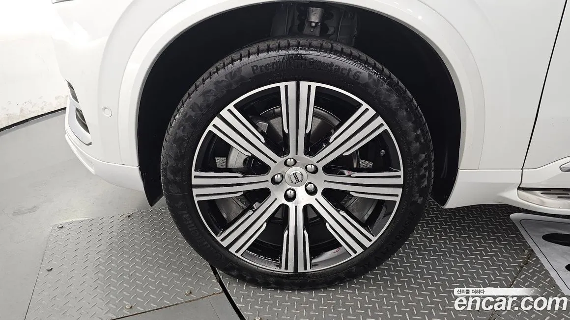 Volvo XC90 2023 из KR, фото 5