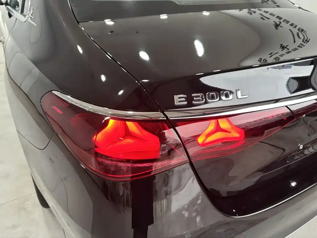 Mercedes-Benz E-Class 2024 из CN, фото 10