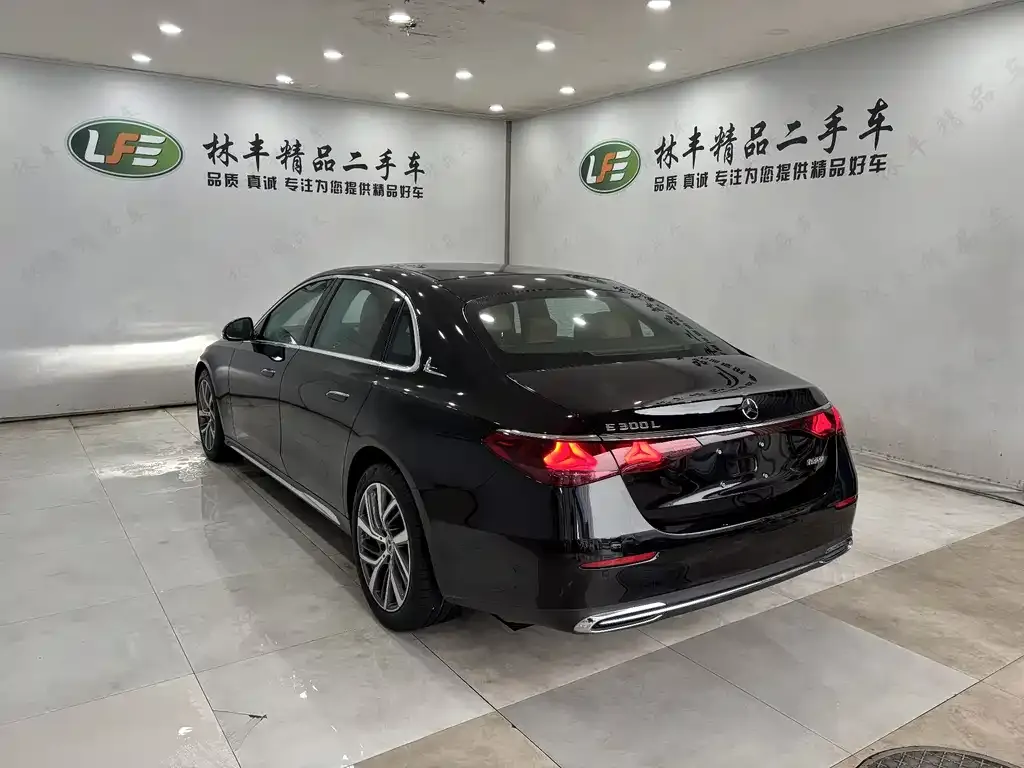 Mercedes-Benz E-Class 2024 из CN, фото 8