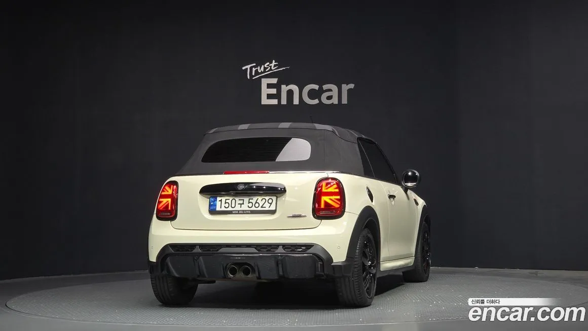 Mini Cooper Convertible 2022 из KR, фото 4