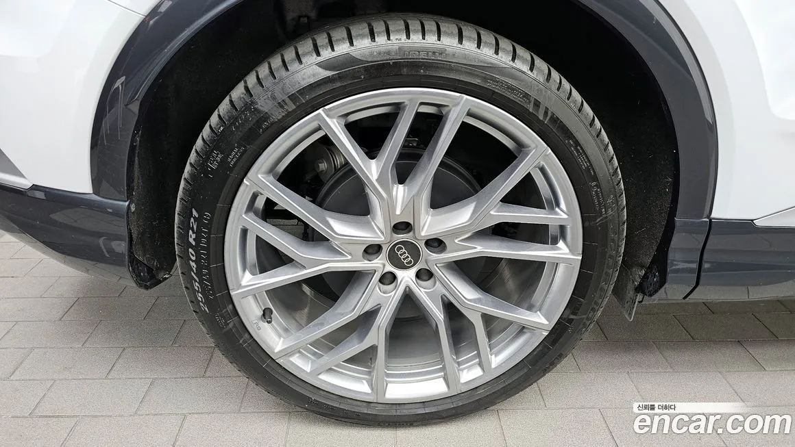 Audi Q4 e-tron 2025 из KR, фото 5