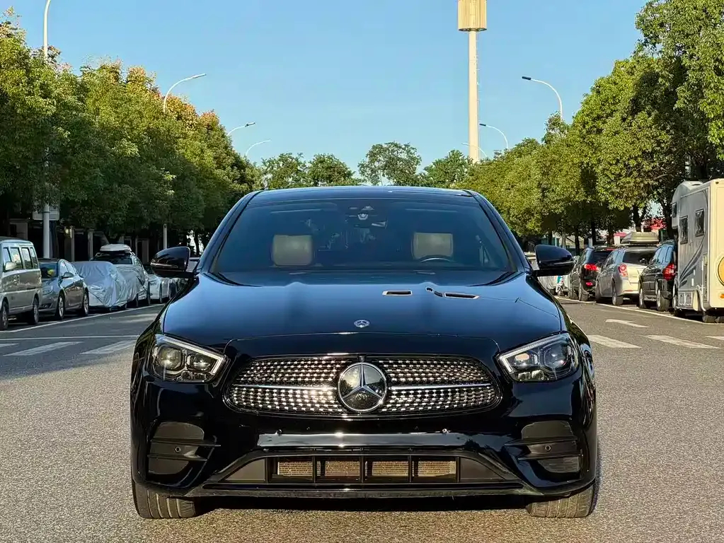 Mercedes-Benz E-Class 2022 из CN, фото 2