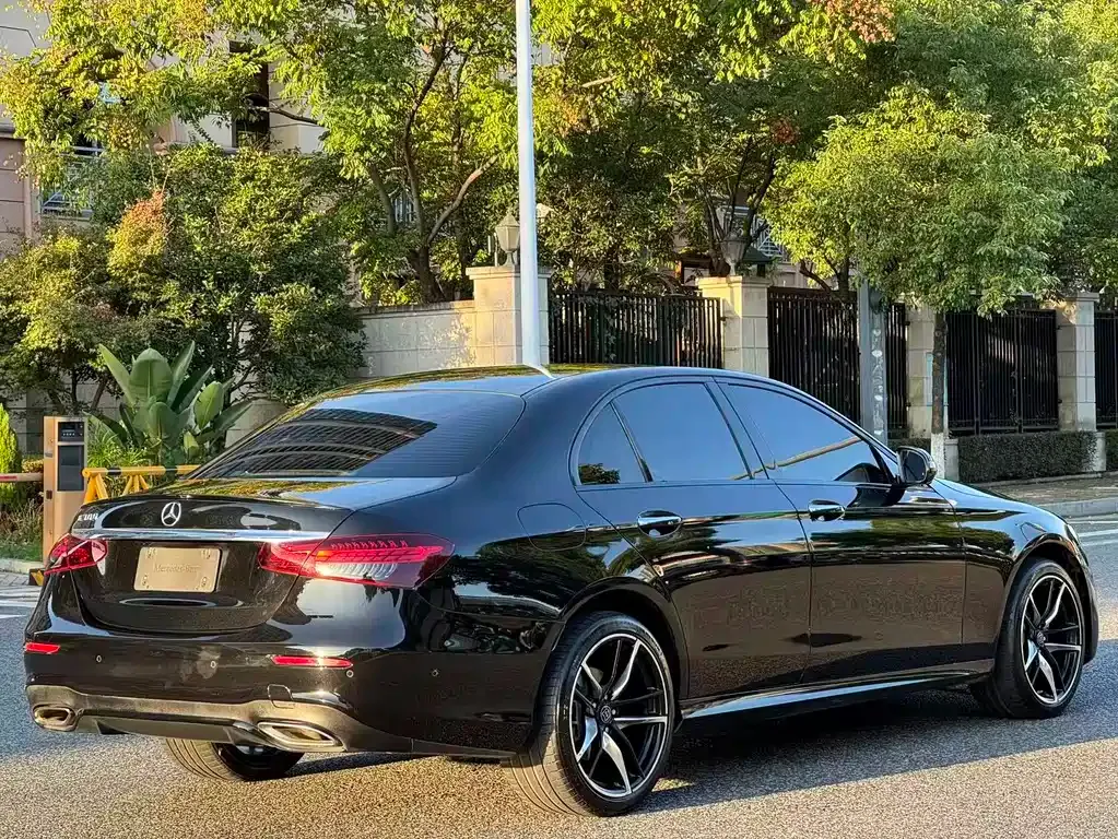 Mercedes-Benz E-Class 2022 из CN, фото 4