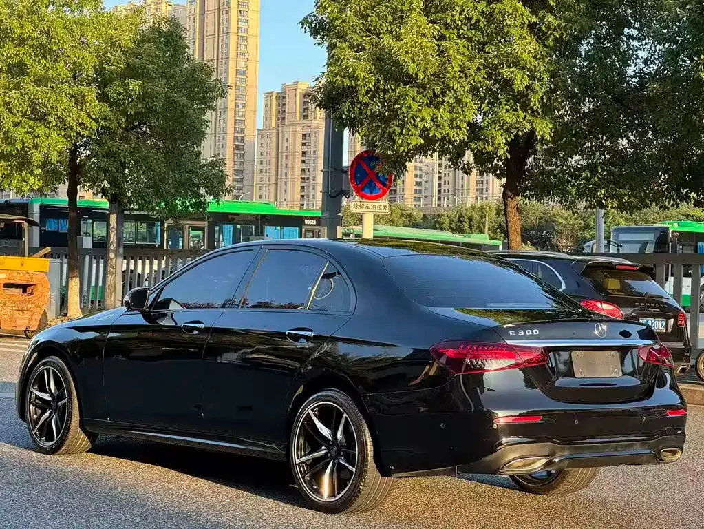 Mercedes-Benz E-Class 2022 из CN, фото 6