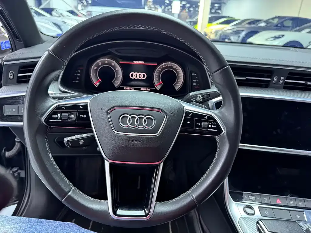 Audi A6L 2021 из CN, фото 5