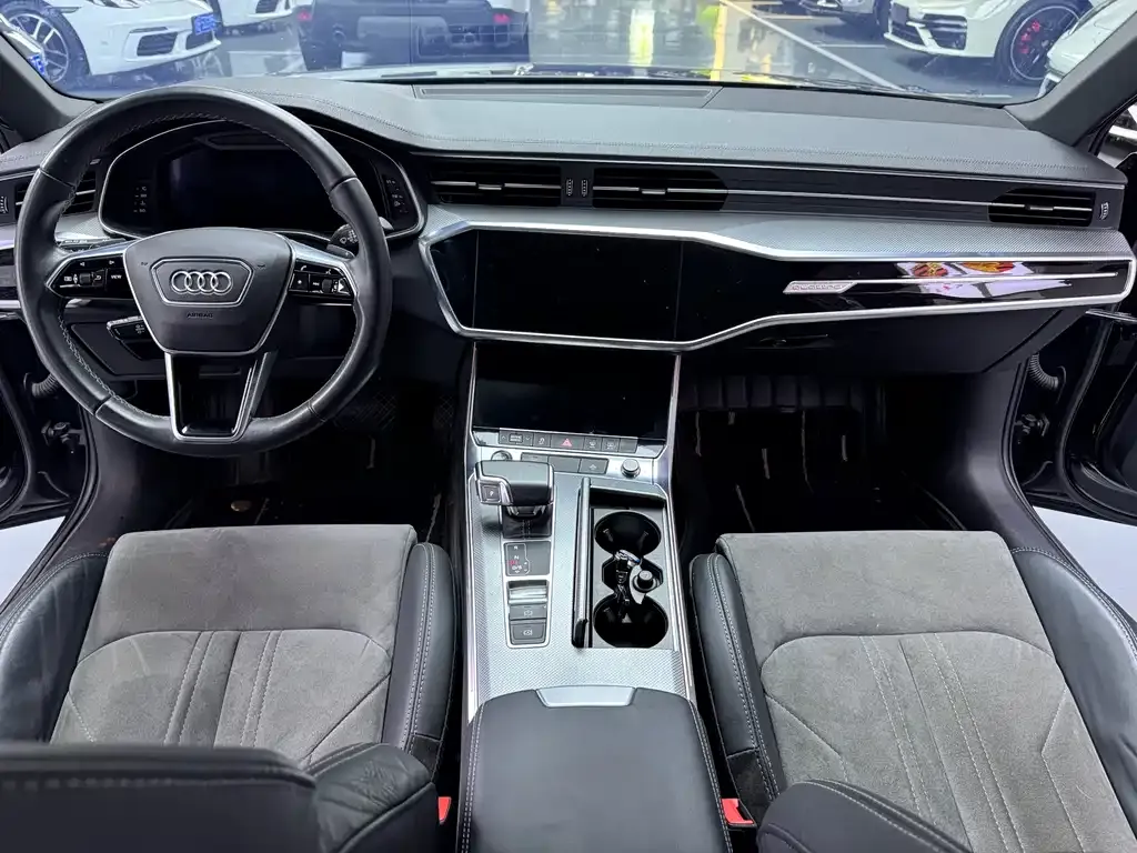 Audi A6L 2021 из CN, фото 9