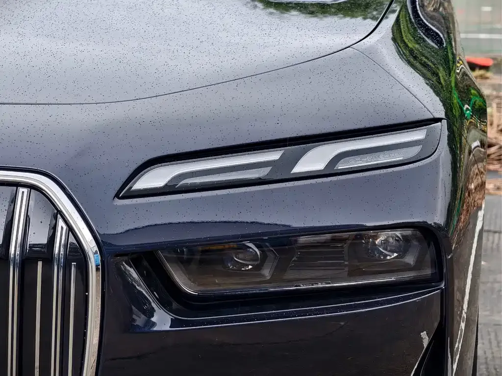 BMW 7 Series 2024 из CN, фото 4