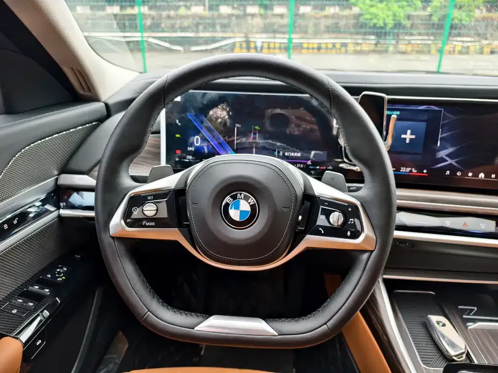 BMW 7 Series 2024 из CN, фото 8