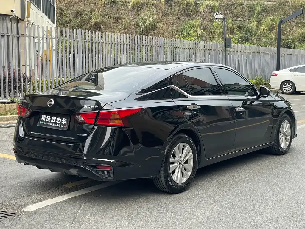 Nissan Teana 2022 из CN, фото 5