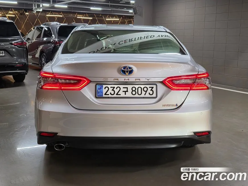 Toyota Camry 2023 из KR, фото 2