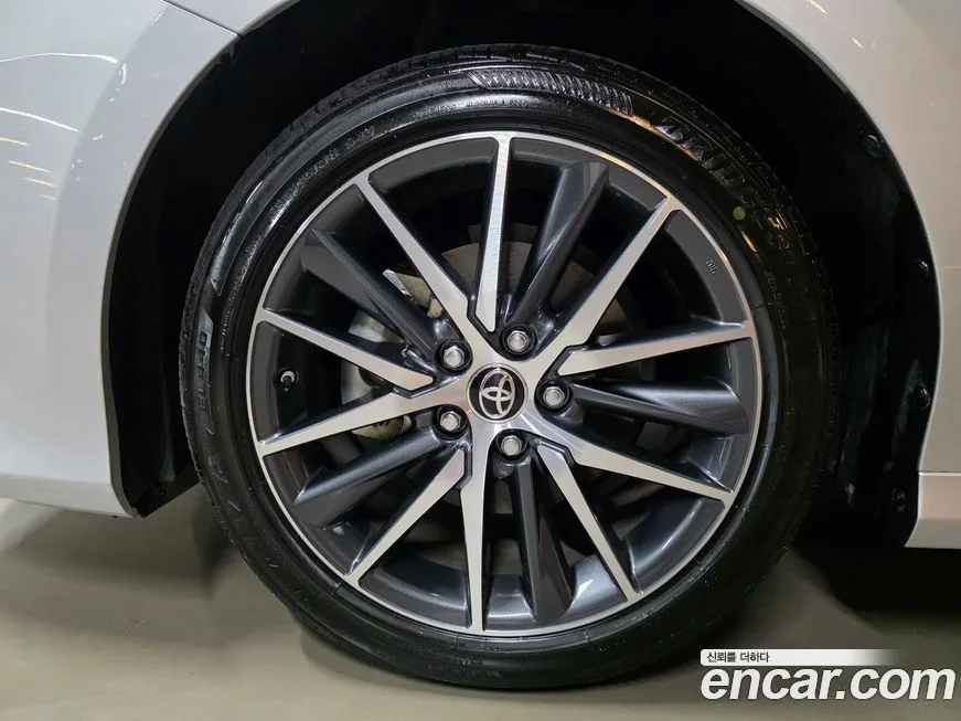 Toyota Camry 2023 из KR, фото 7