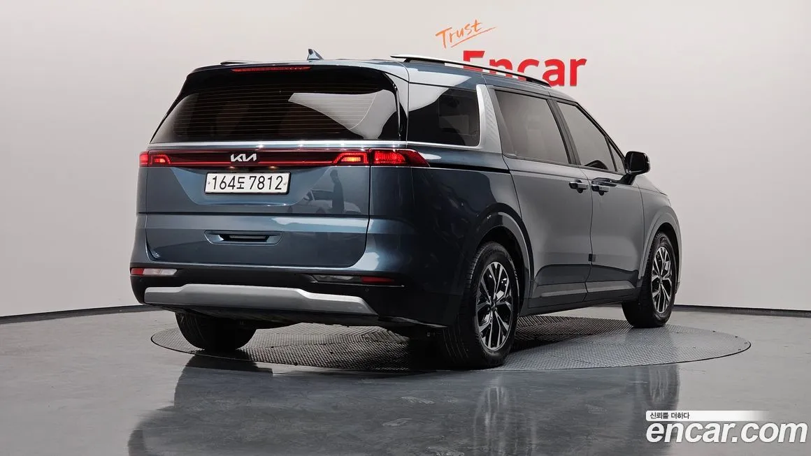 Kia Carnival 2022 из KR, фото 2