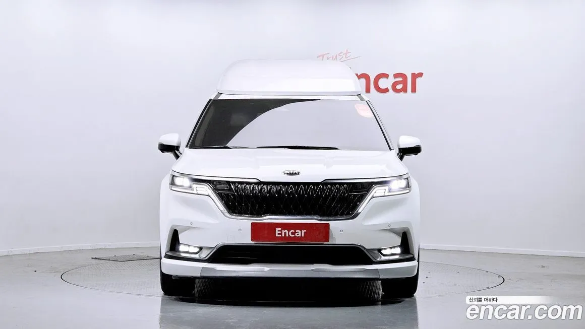 Kia Carnival — фото 3