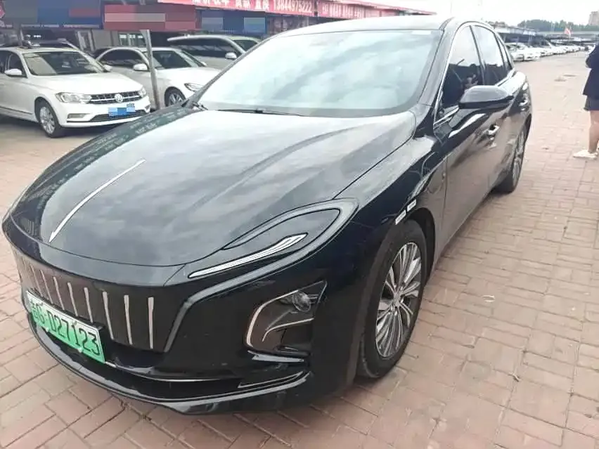 Hongqi E-QM5 2024 из CN, фото 1