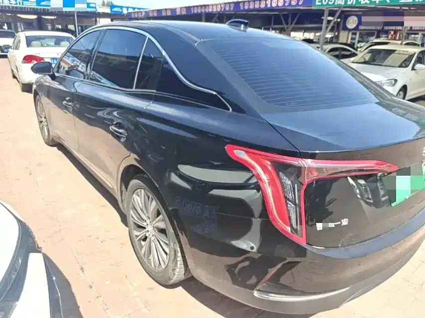 Hongqi E-QM5 2024 из CN, фото 4