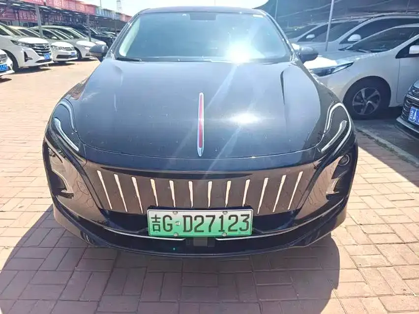 Hongqi E-QM5 2024 из CN, фото 5