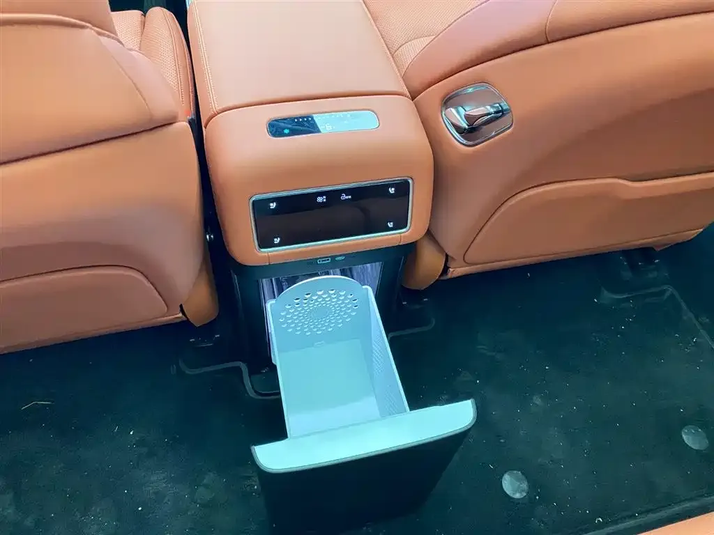 BYD Tang L 2025 из CN, фото 10
