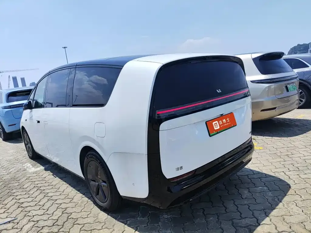 Li Auto MEGA 2024 из CN, фото 3