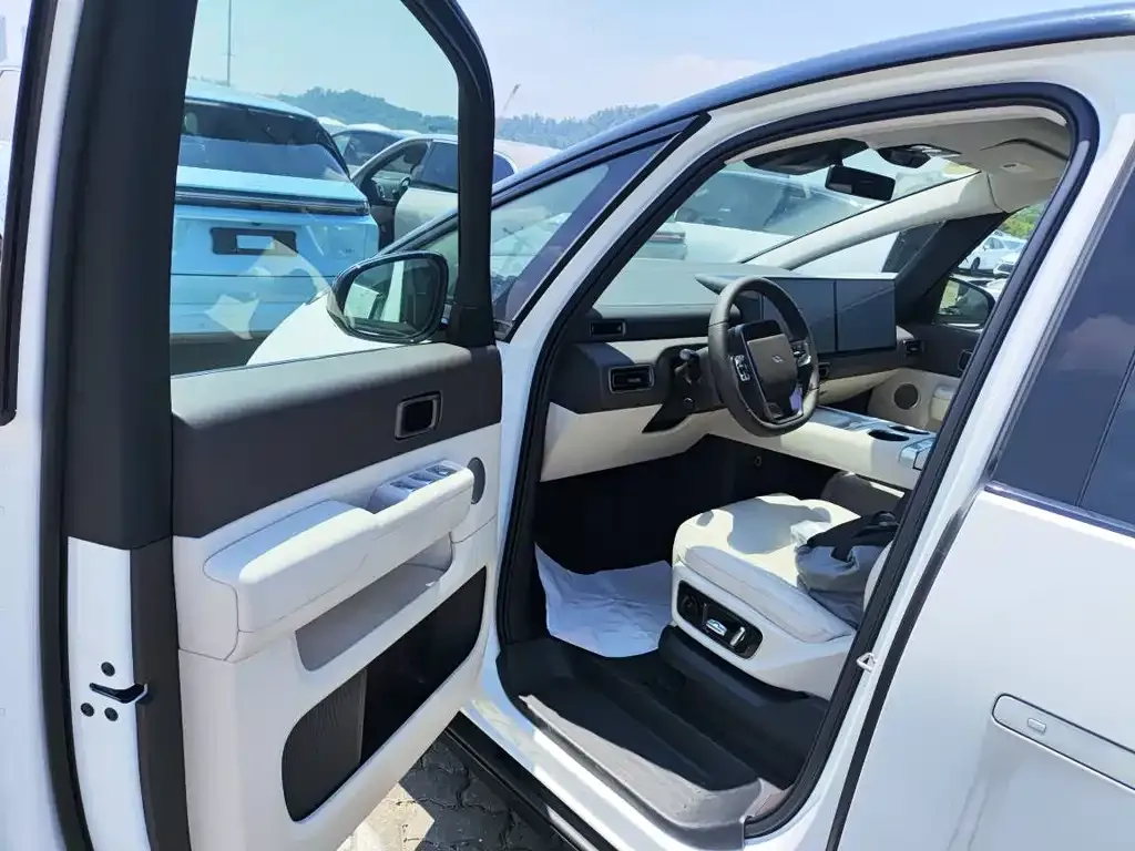 Li Auto MEGA 2024 из CN, фото 4