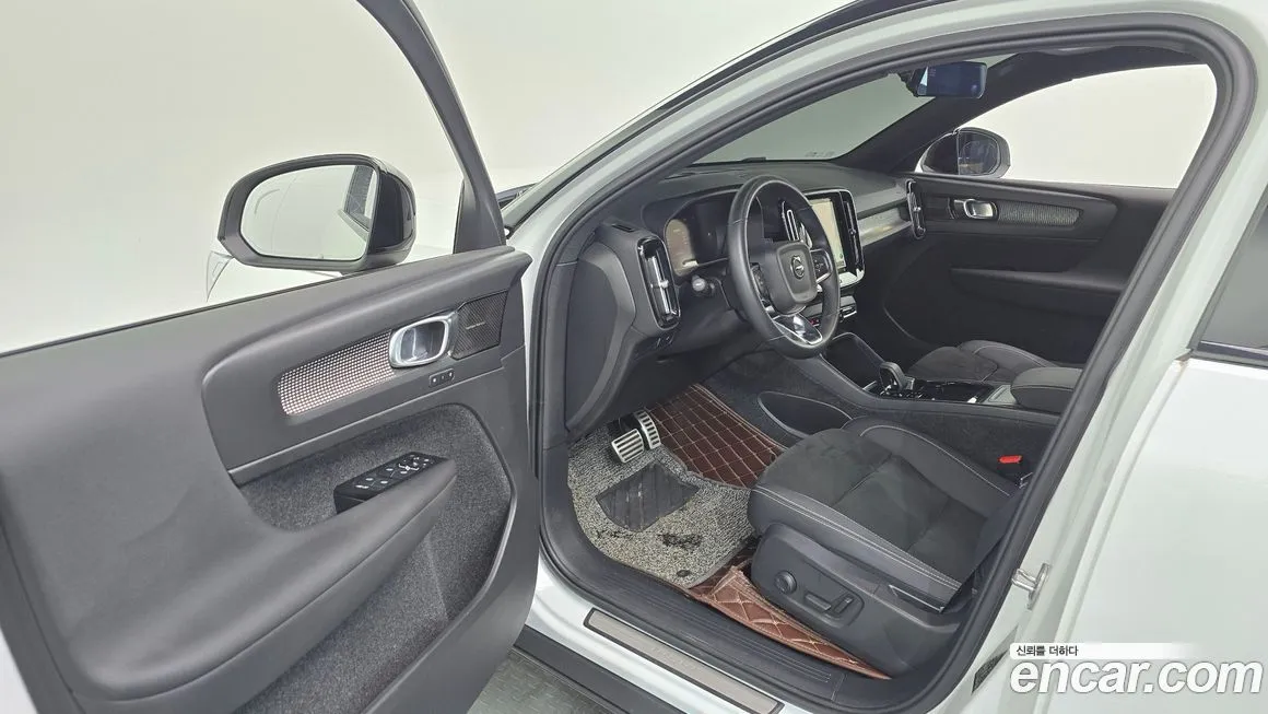 Volvo XC40 2022 из KR, фото 10